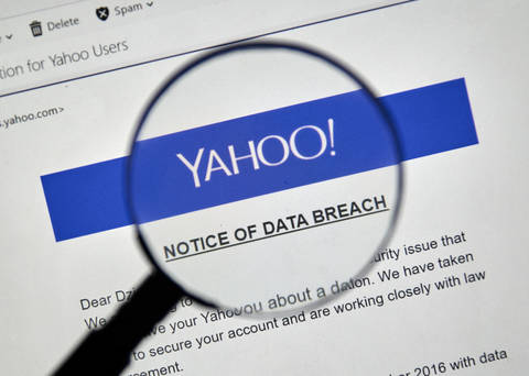 Image for Verizon Yahoo Agree to Pay $50 Million for Data Breach [telecom] 