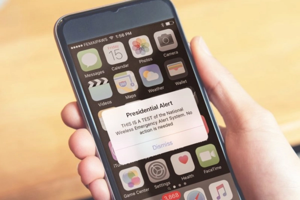 Image for LTE Flaw Lets Hackers "Easily" Spoof Presidentail Alerts [telecom] 