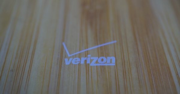 Image for Verizon takes the Edge off its plan [telecom] 
