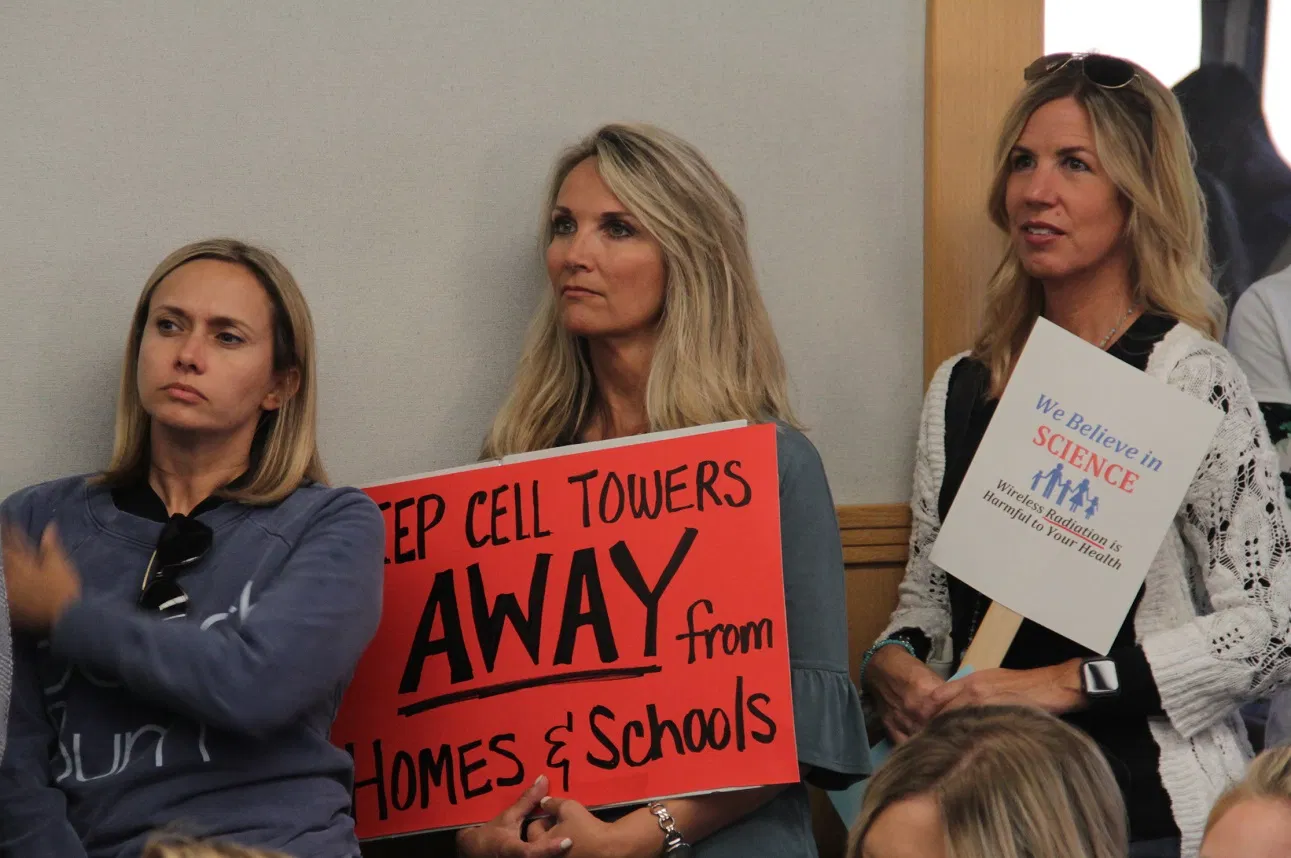 Image for California: AT&T Temporarliy Tables Plans for Cell Sites [telecom] 