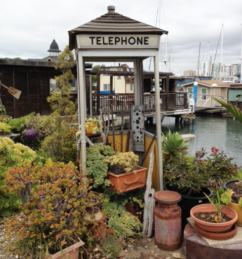 Image for Photo Gallery (34) of San Francisco Bay Area pay phones [telecom] 