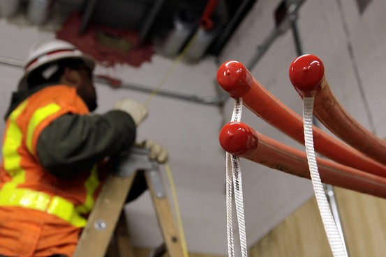 Image for [telecom]  Verizon Raises FiOS Prices, Speed 