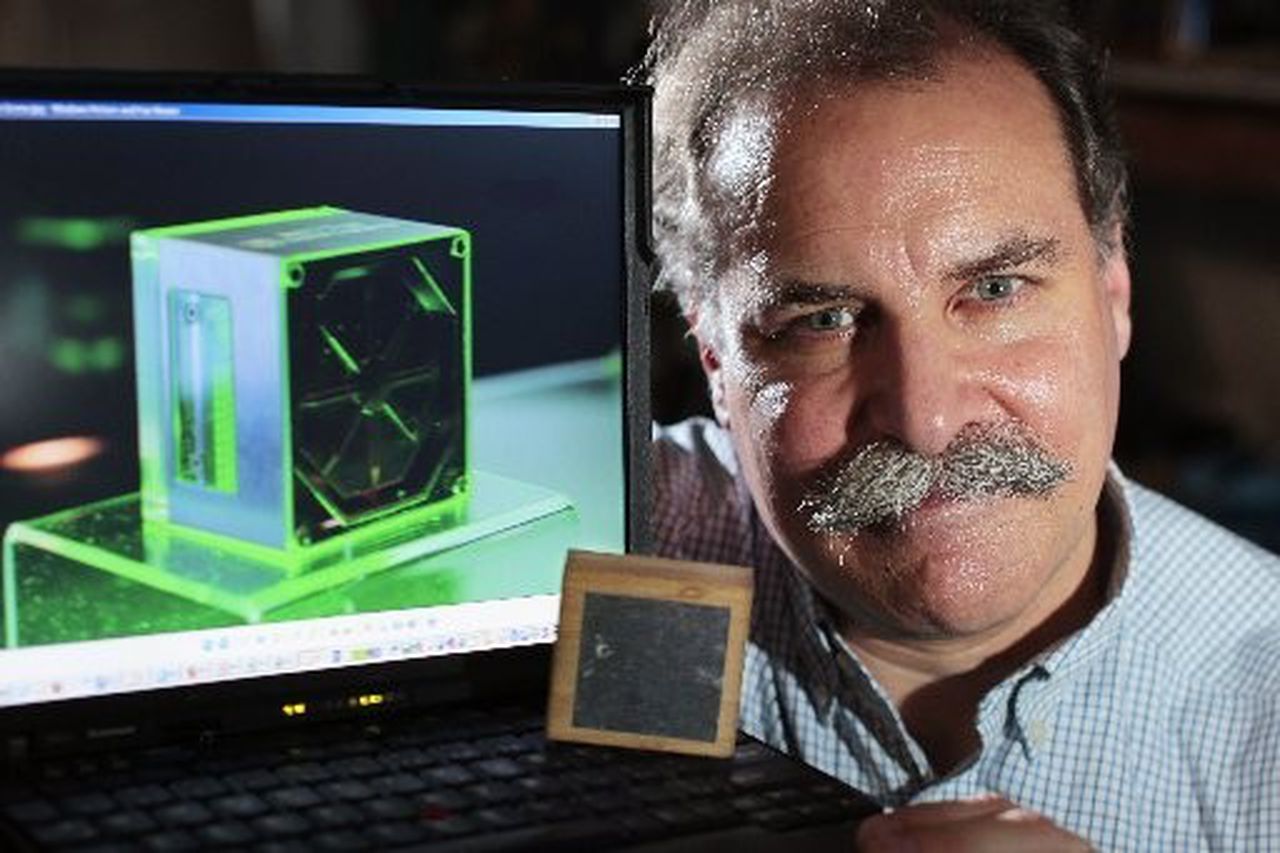 Image for two-inch cube could replace cell phone towers  [telecom]