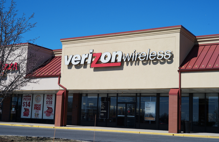 Image for Verizon still expects TracFone deal to close in 2H of 2021 [telecom] 