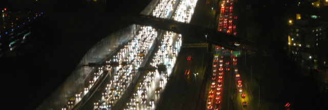 Image for Judge calls Uber algorithm "genius," green-lights surge-pricing lawsuit [telecom] 