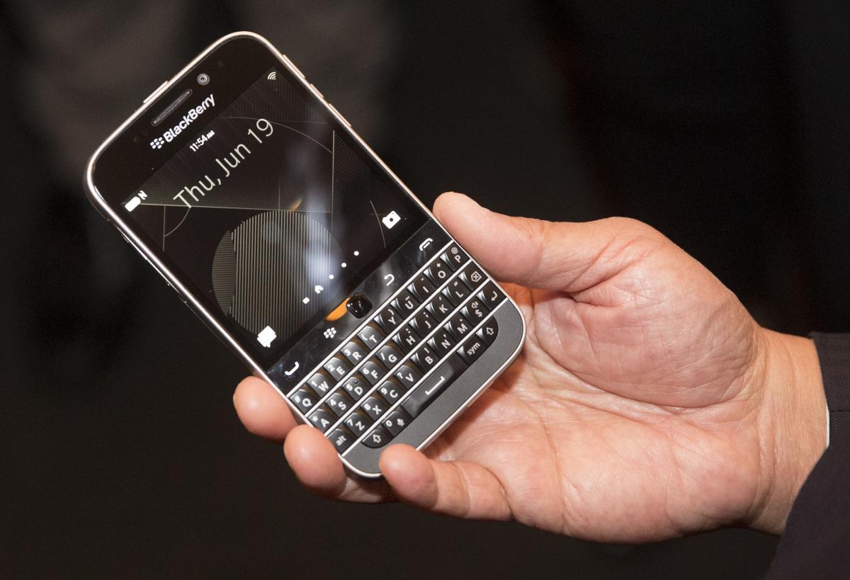 Image for New Blackberry coming - but only for GSM carrier [telecom] 
