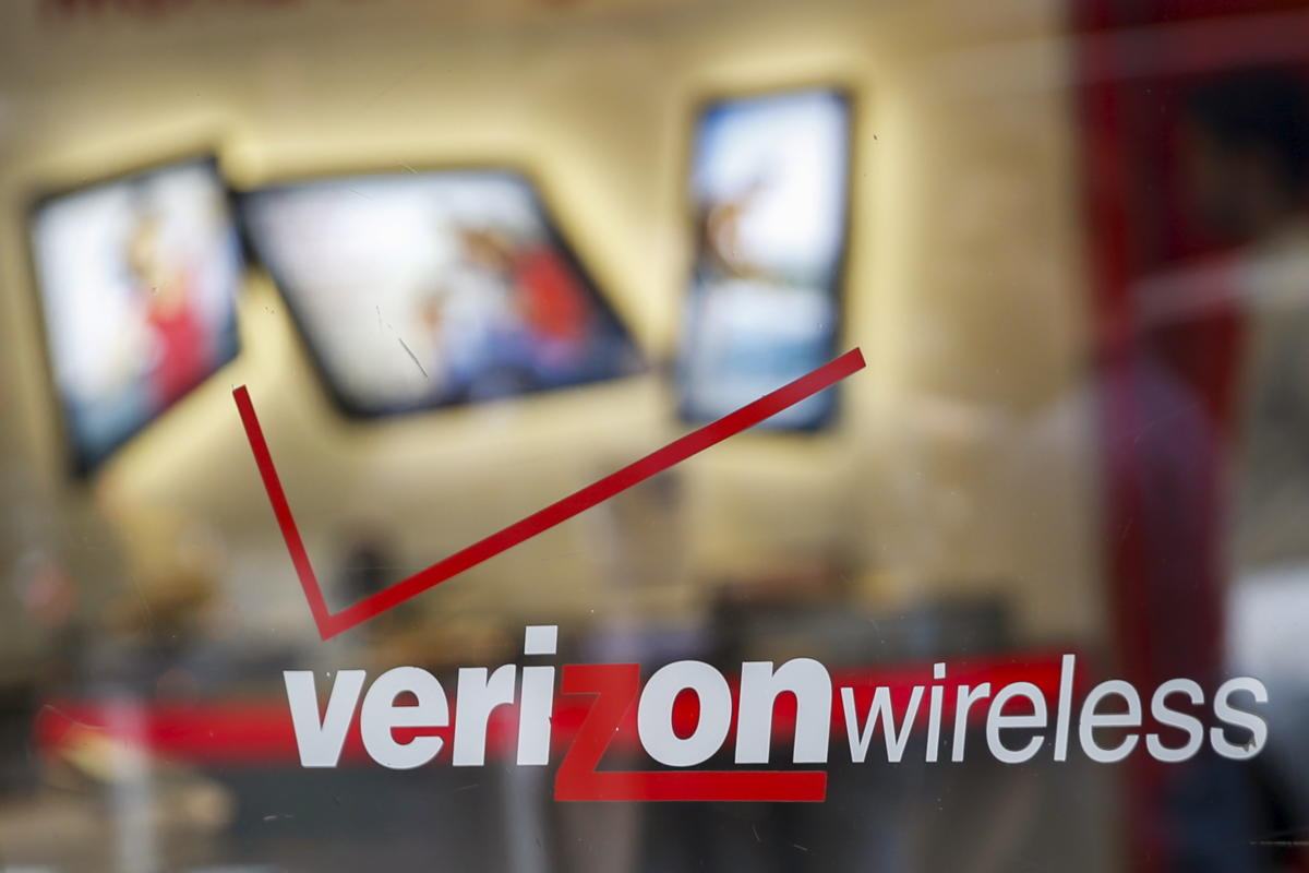 Image for Verizon's miserable customer service is about to get worse [telecom] 