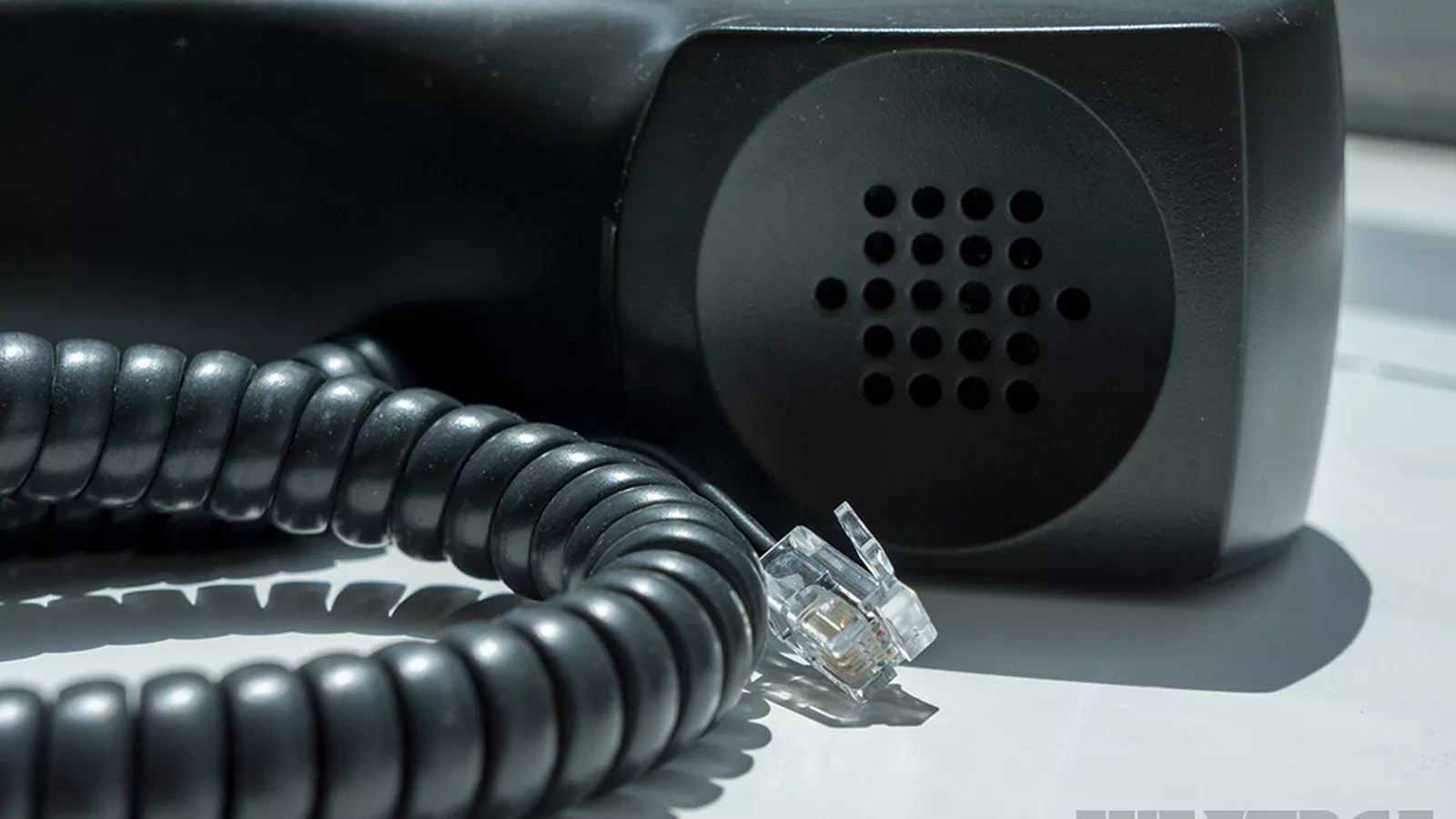 Image for Why is it so hard to trace an anonymous bomb threat? [telecom] 