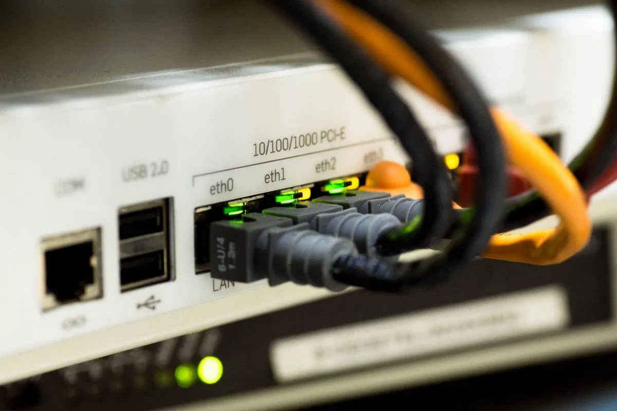 Image for AT&T To Stop Selling Its DSL Internet Plans [telecom] 