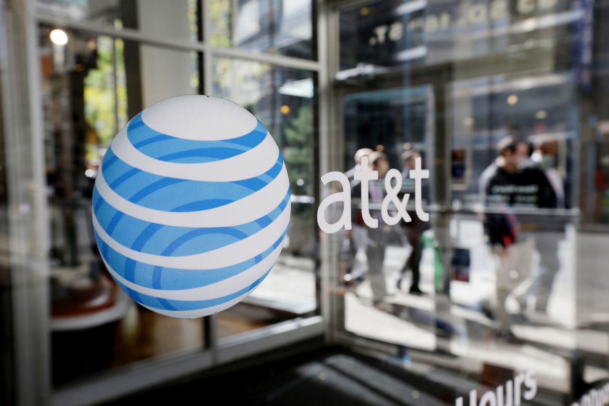 Image for Illinois OKs end of landlines [telecom] 