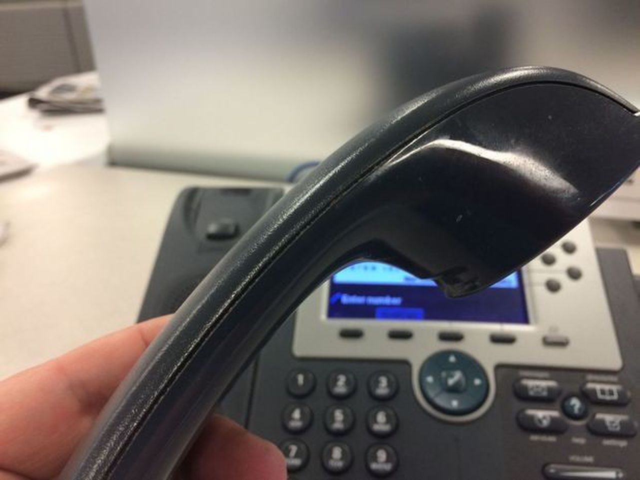 Image for Scam alert: NYPD warns about Verizon Wireless hoax [telecom] 