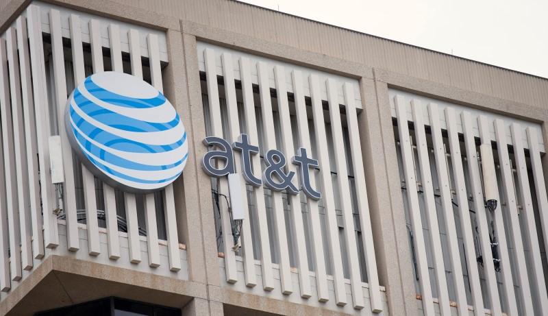 Image for AT&T to pay $7.75 million for allowing sham directory-assistance calls [telecom] 