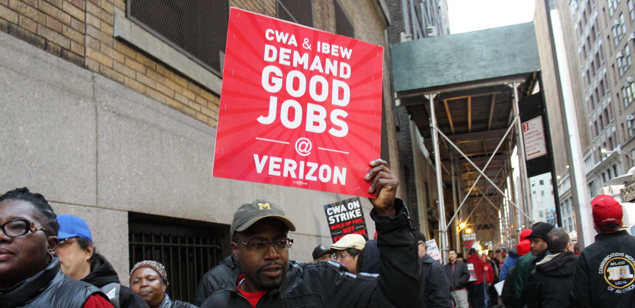 Image for Verizon Unions Win Model Paid Leave Policy for Coronavirus [telecom] 