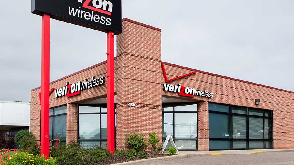 Image for Verizon, AT&T Retreat As Bidding Intensifies In 5G Spectrum Auction [telecom] 