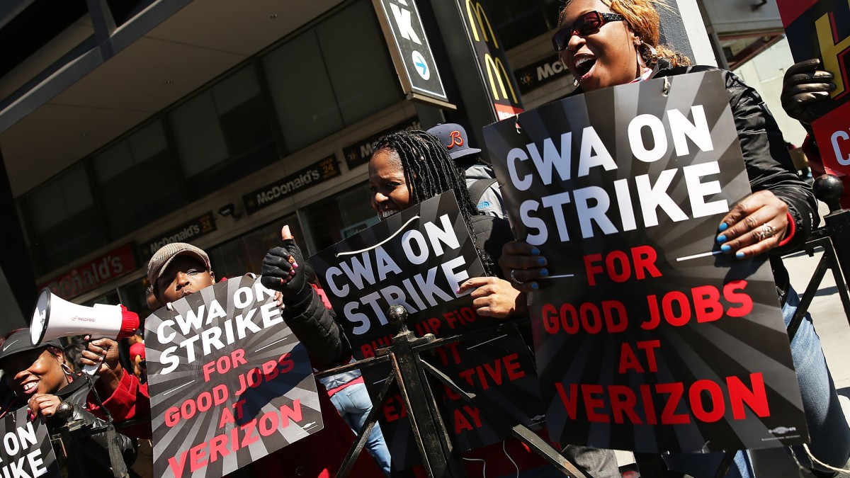Image for Striking Verizon workers to return with raises [telecom] 