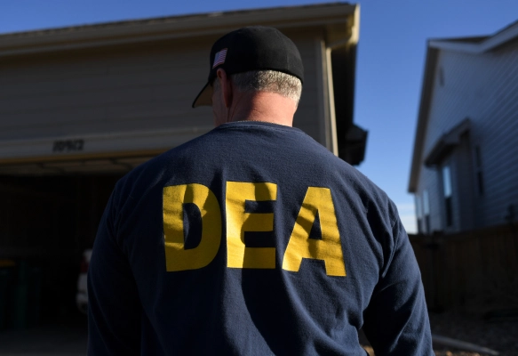 Image for DEA says AT&T still provides access to billions of phone records [telecom] 