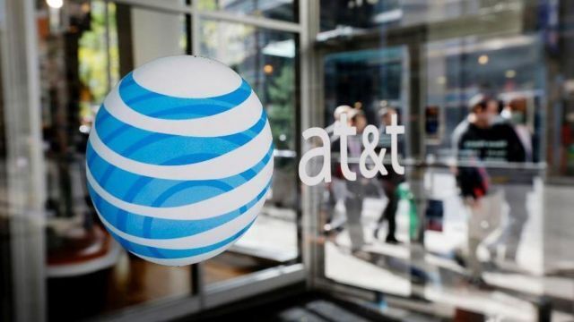 Image for AT&T under presidential pressure: Report [telecom] 