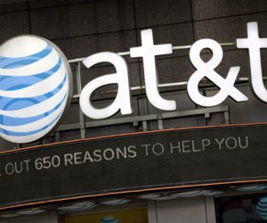 Image for Axios: Amid Stalled H1B Visa Reform, AT&T Ships Jobs Out [telecom] 