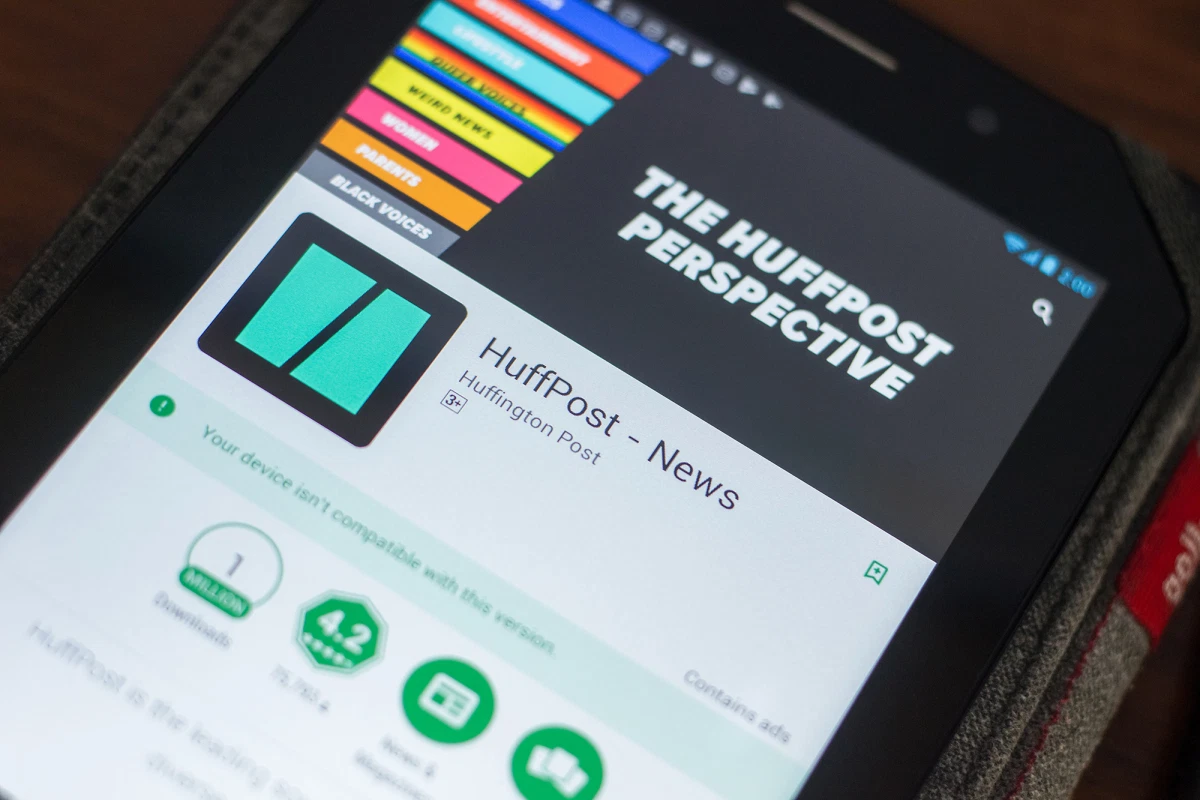 Image for Verizon scrambling to unload HuffPost as losses mount [telecom] 