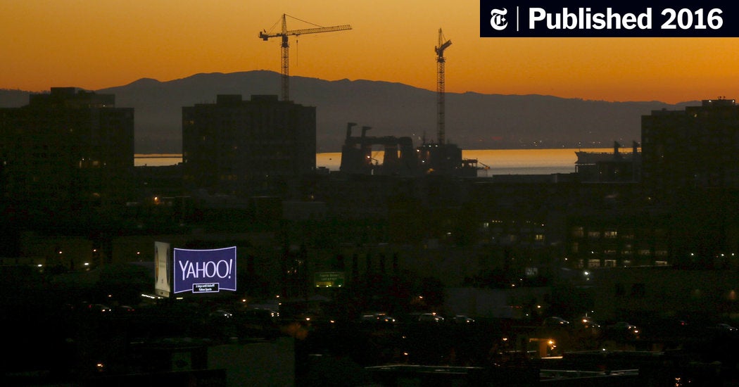Image for Verizon to Pay $4.8 Billion for Yahoo's Core Business [telecom] 
