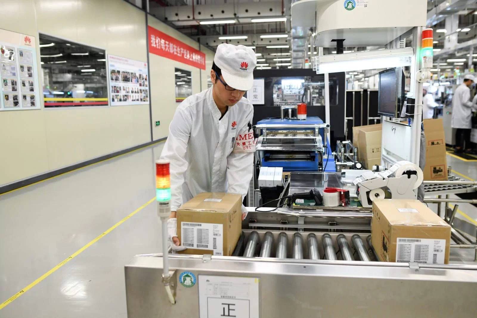 Image for Huawei reportedly scales back phone production following US ban [telecom] 