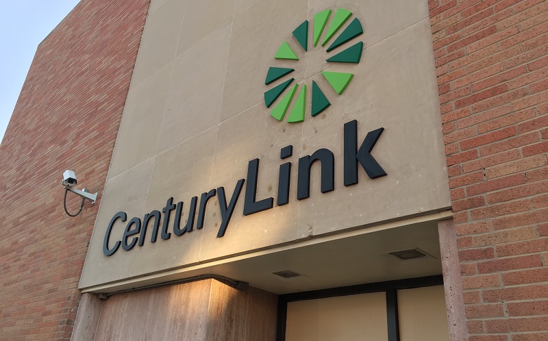 Image for CenturyLink: We won't buy spectrum at auction [telecom] 
