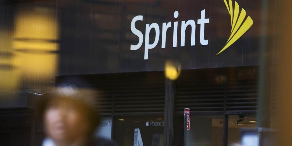 Image for Sprint to Drop Two-Year Contracts [telecom] 