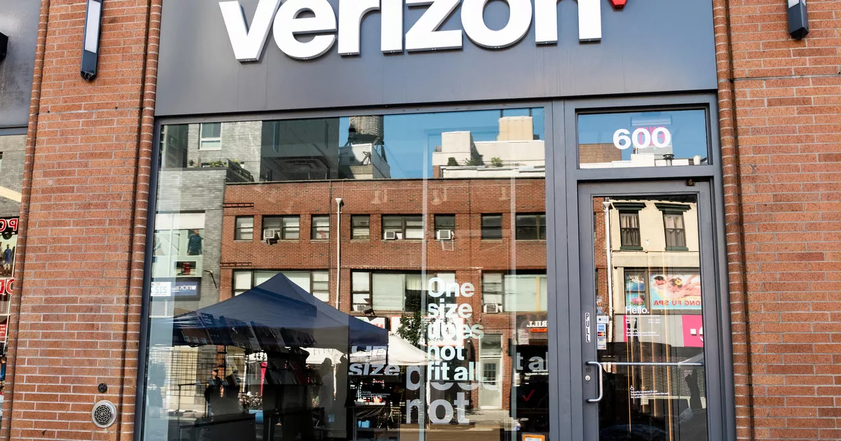 Image for Verizon lays off 7 percent of its media workforce [telecom] 