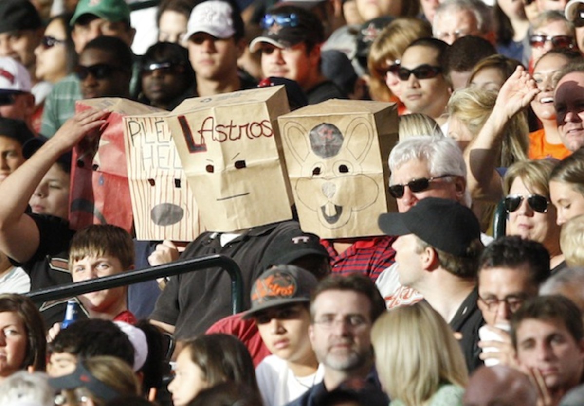 Image for [telecom]  Astros draw 0.0 Nielsen TV rating in Houston market during loss  to Indians 