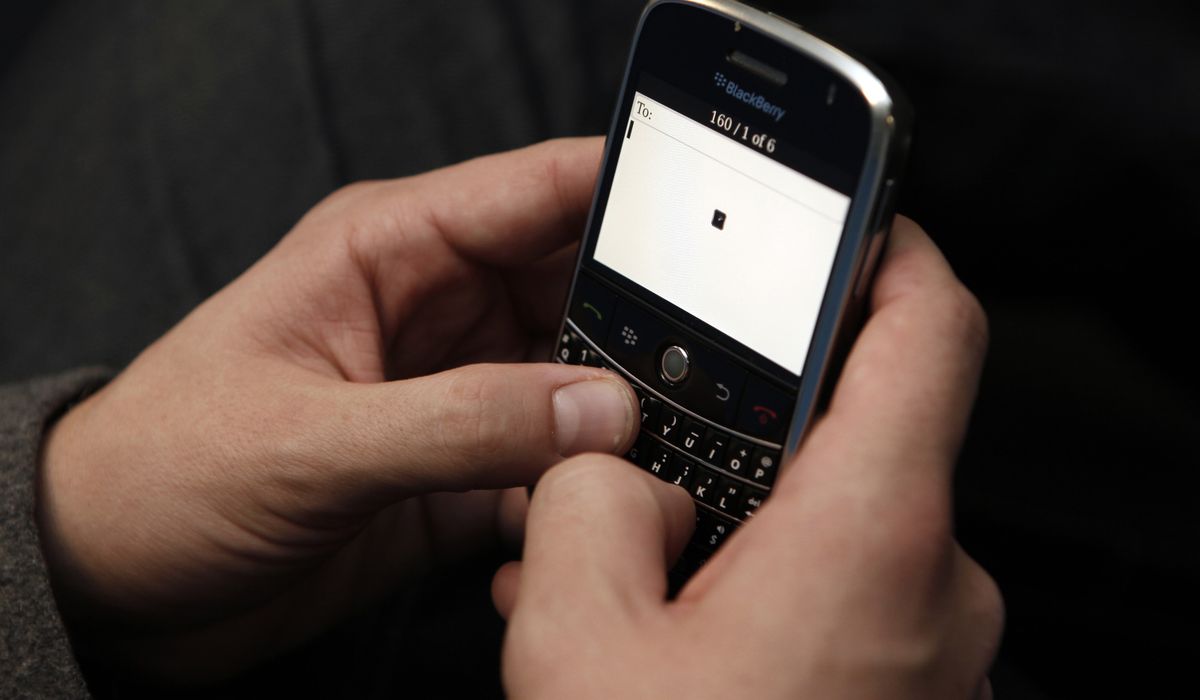 Image for [telecom]  New software uses smartphone camera for spying 