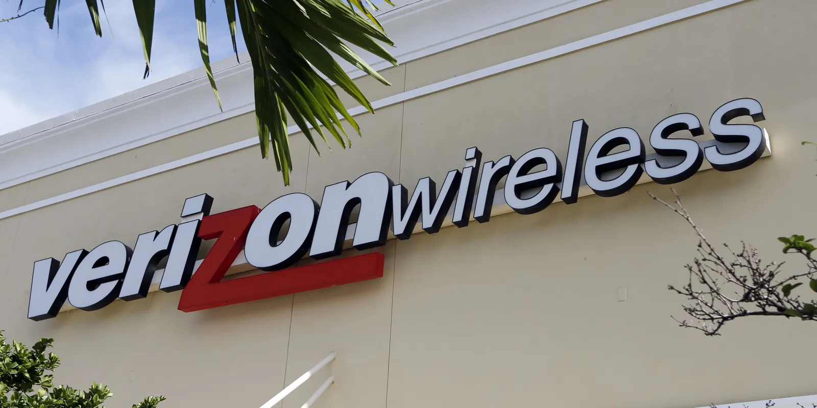 Image for Verizon's nixing some cell service in rural Montana has locals scared about emergencies [telecom] 