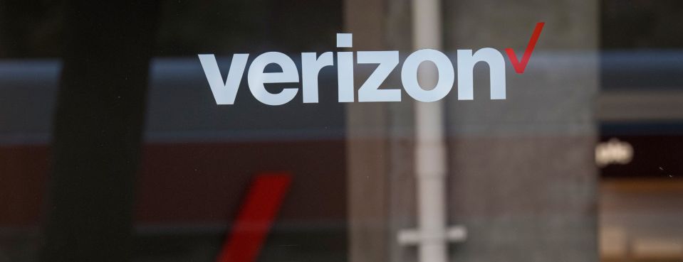 Image for Verizon Retailer Set for Arbitration Win in California Wage Suit [telecom] 