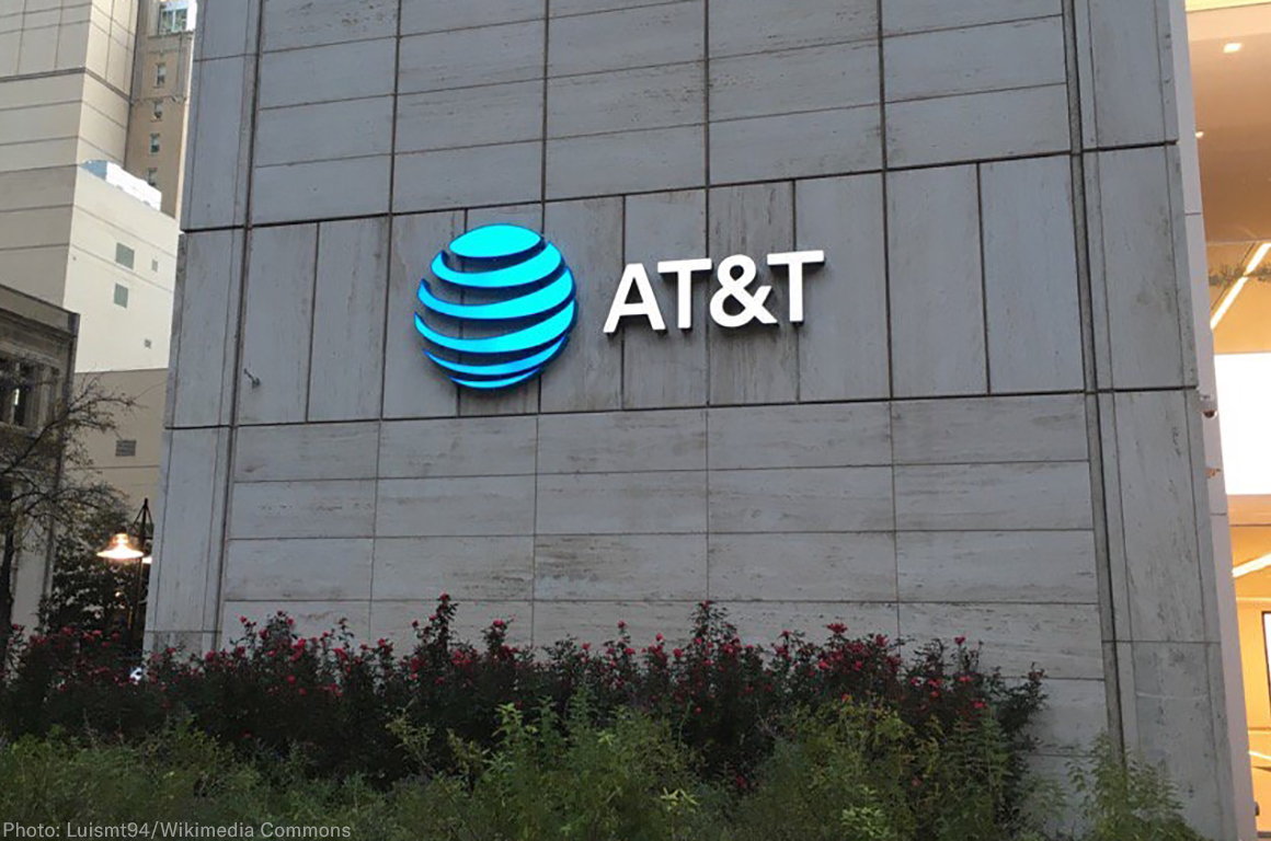 Image for AT&T Mobility Fired Me for Being Pregnant [telecom] 