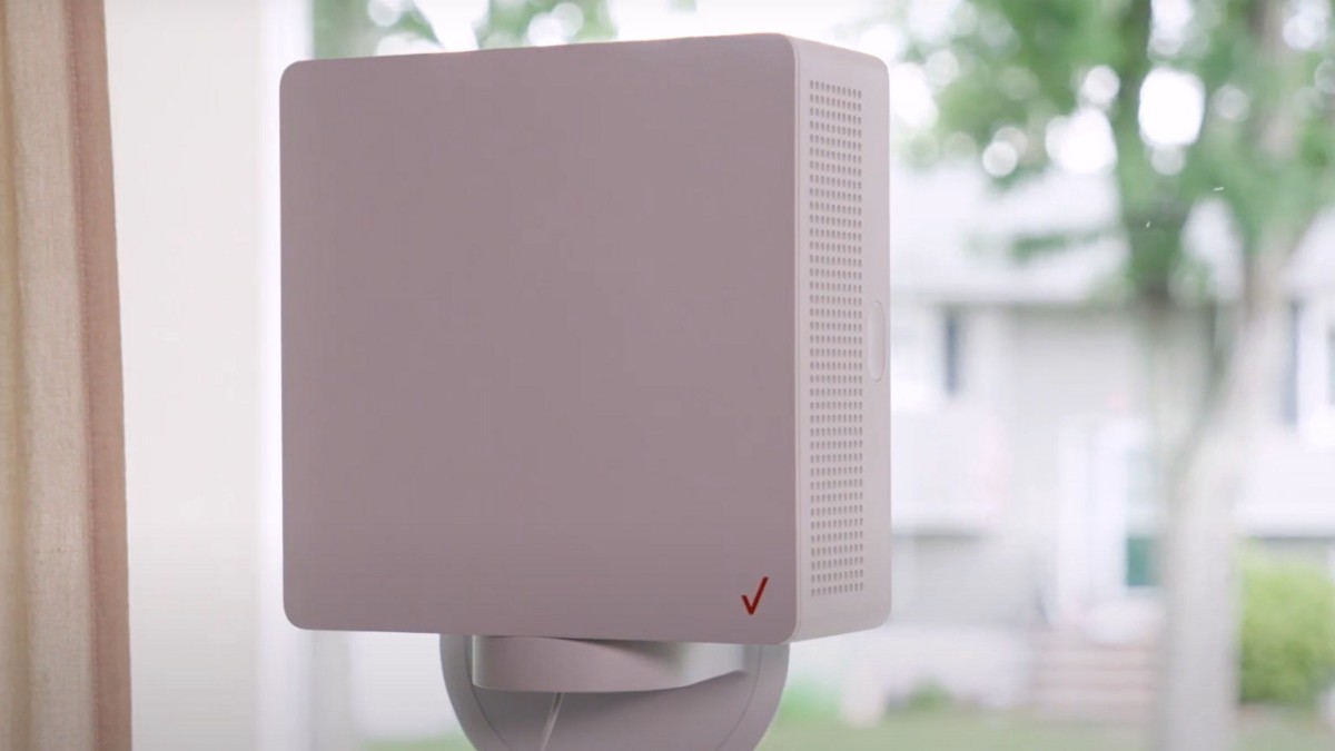 Image for For Now, Verizon's 5G Home Internet Service Offers Very Little   Coverage [telecom] 
