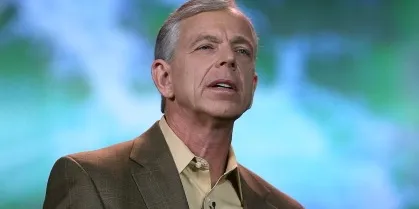 Image for Verizon CEO gains 22.8 million in newly vested shares [telecom] 