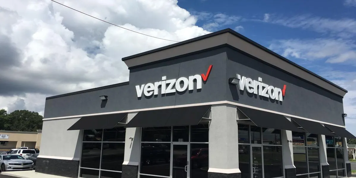 Image for Verizon on St. Clair County: 'Signals in that area have been turned up' [telecom] 