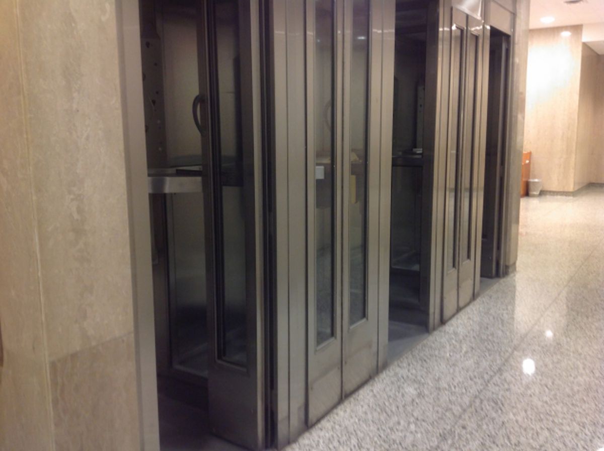 Image for Pay phones removed from Brooklyn Federal Courthouse  [telecom] 