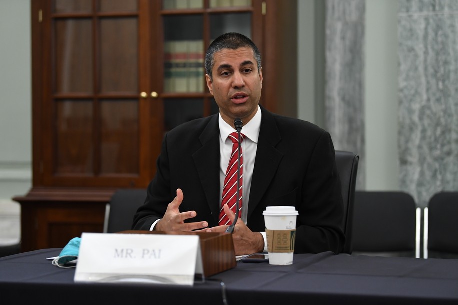 Image for AT&T argues being misleading about data plans isn't misleading  because reporters caught them [telecom] 
