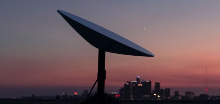 Image for SpaceX seeks FCC broadband funds, must prove it can deliver  sub-100ms latency [telecom] 