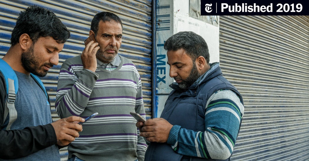 Image for Cell Service Returns to Kashmir, Allowing First Calls in Months [telecom] 