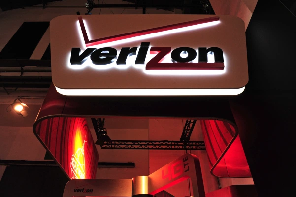 Image for Verizon acquires SocialRadar to buff up MapQuest's location data [telecom] 