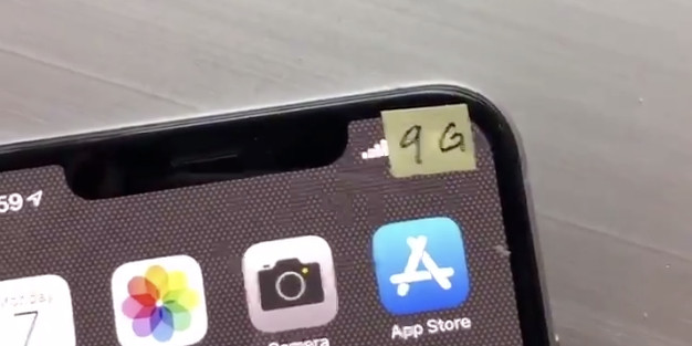 Image for T-Mobile roasts AT&T for updating phones with a fake 5G logo [telecom] 