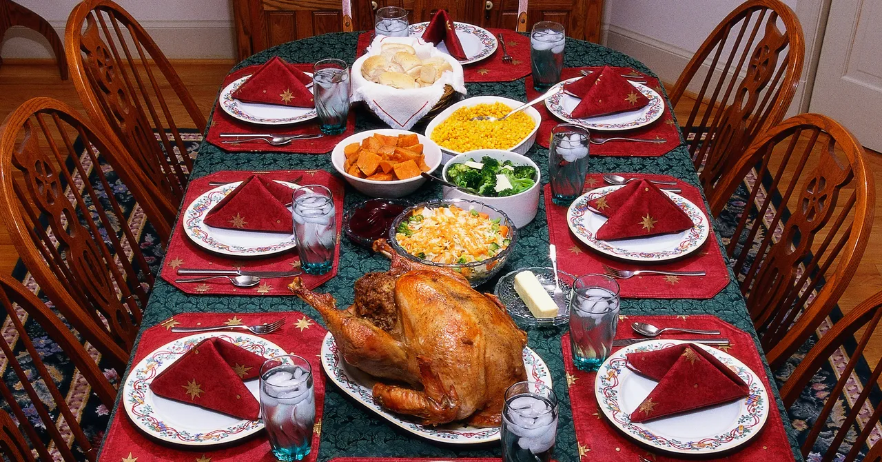 Image for The 'Thanksgiving Effect' And The Creepy Power Of Phone Data [telecom] 