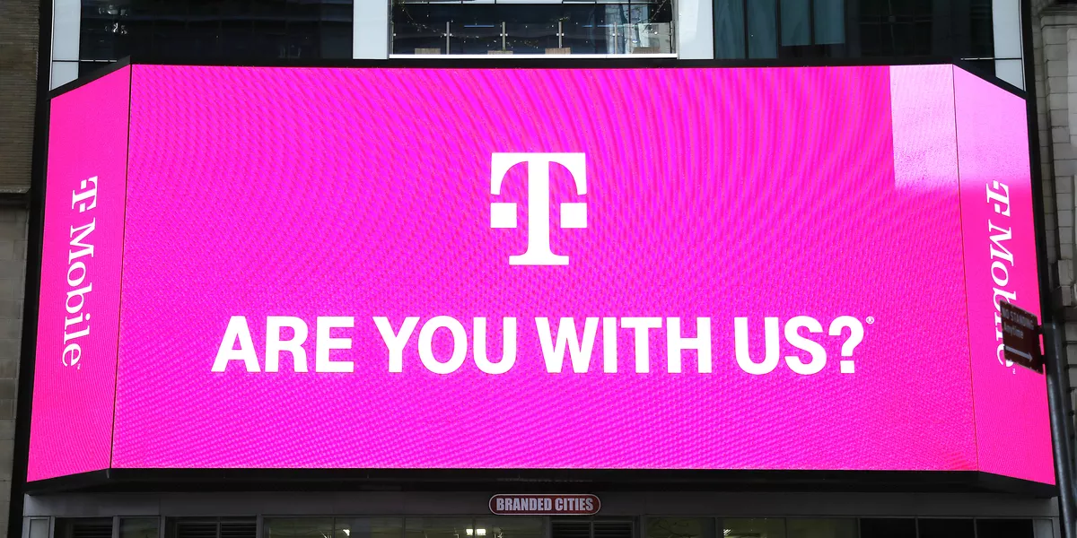 Image for How your mobile carrier makes money off some of your most sensitive data [telecom] 