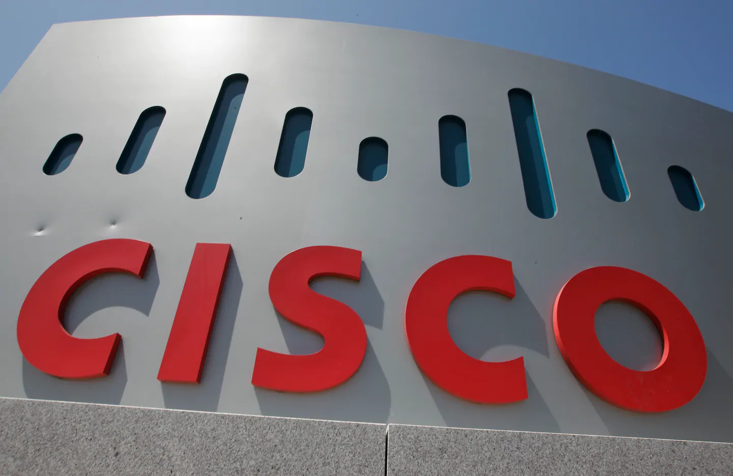 Image for Cisco to pay $8.6 million fine for selling government hackable  