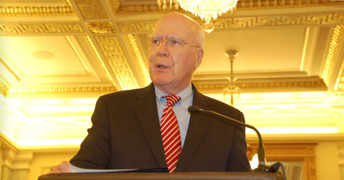 Image for Senate bill rewrite lets feds read your e-mail without warrants [telecom] 