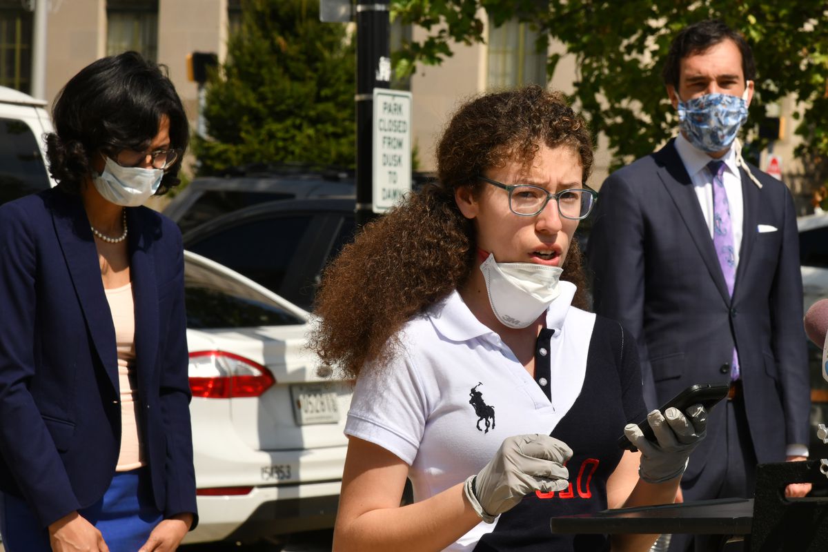 Image for Commentary: Verizon, Comcast needs to do a better job at getting  internet to the students who need it [telecom] 