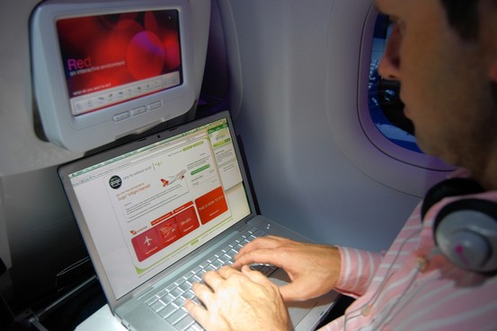 Image for [telecom]  To Tweet From 30,000 Feet: Picking Planes Wired for Wi-Fi 