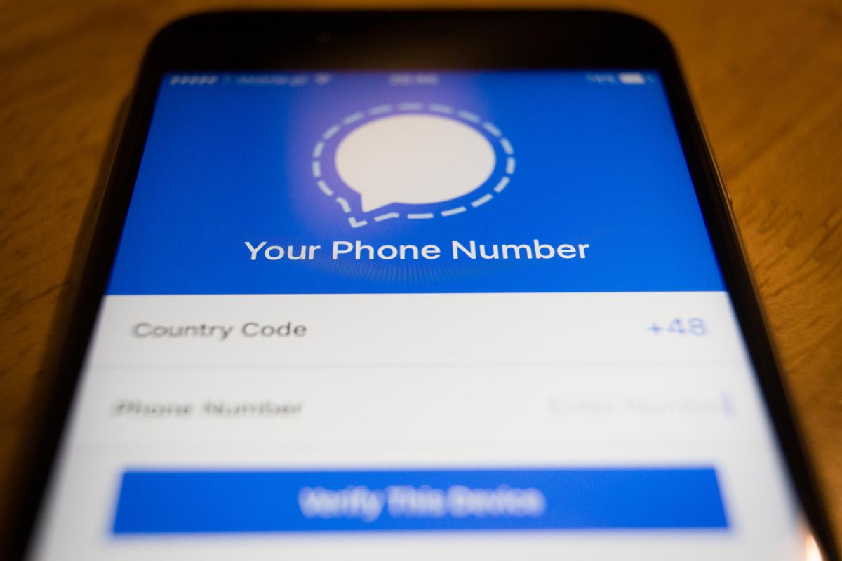 Image for U.S. May Outlaw Messaging Encryption Used By WhatsApp, iMessage And Others, Report [telecom] 