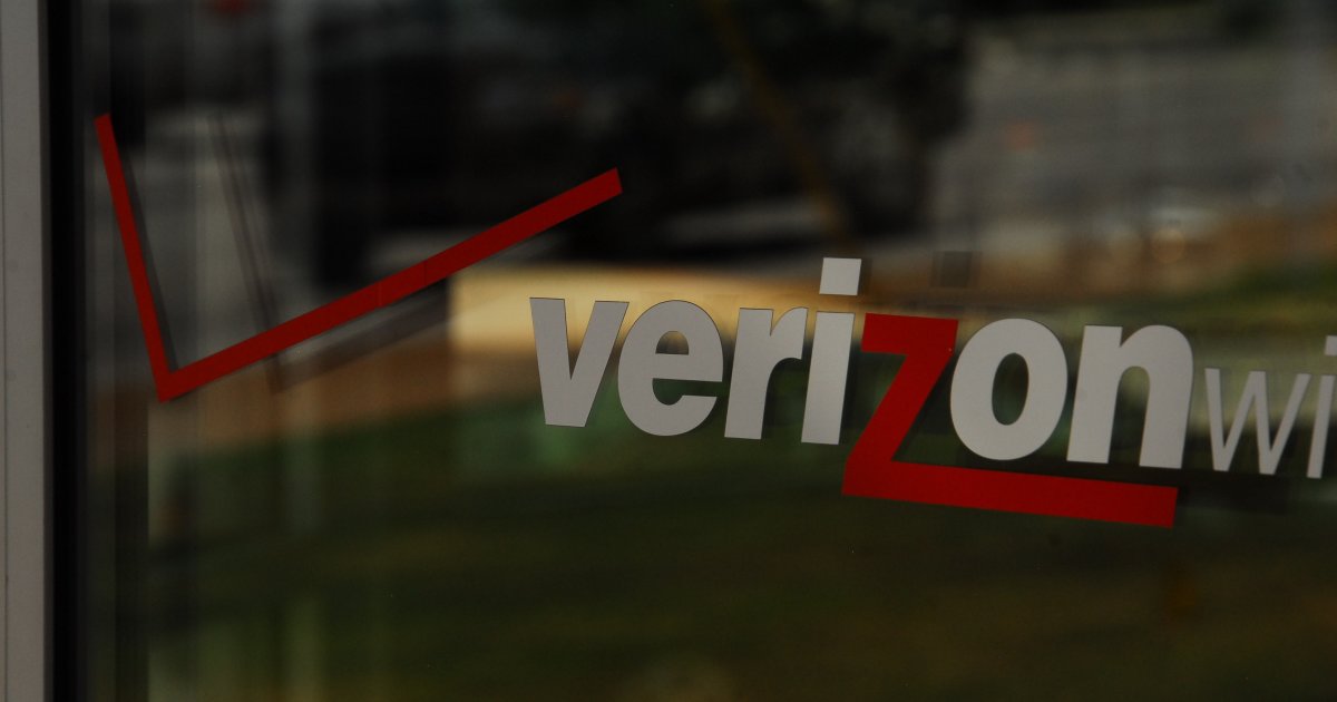 Image for Seniors in Norfolk say they feel 'neglected' after Verizon phone lines down for over a week [telecom] 